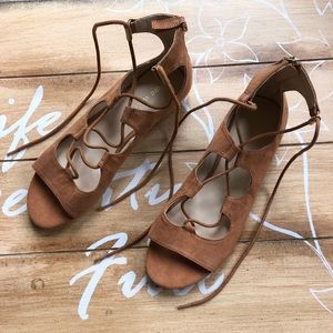 Nine West Strappy Lace-up Sandals Size 8